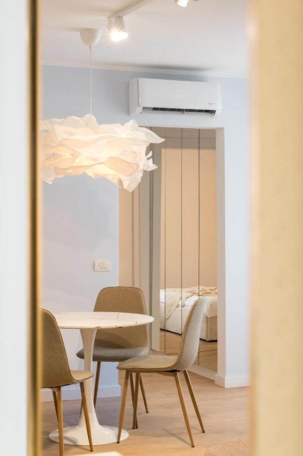 Candy Land Downtown Apartment Bucarest Exterior foto